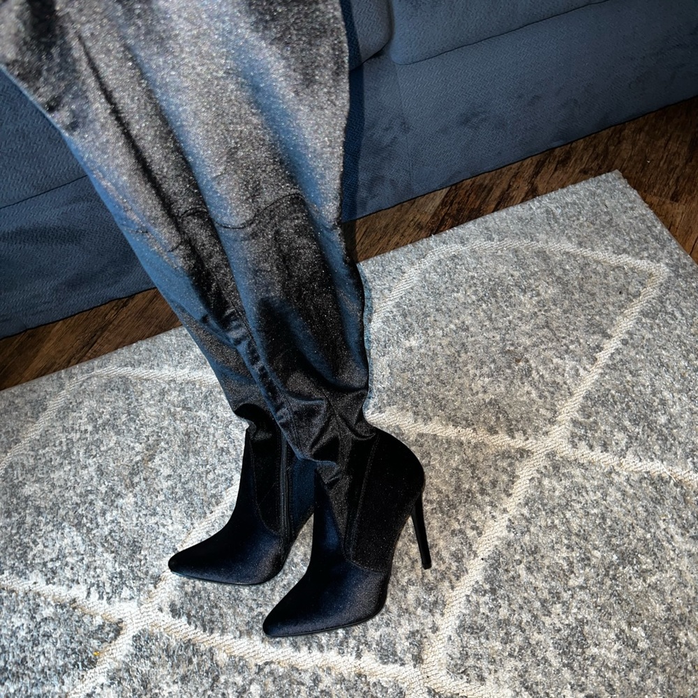 Black Velvet thigh highs!